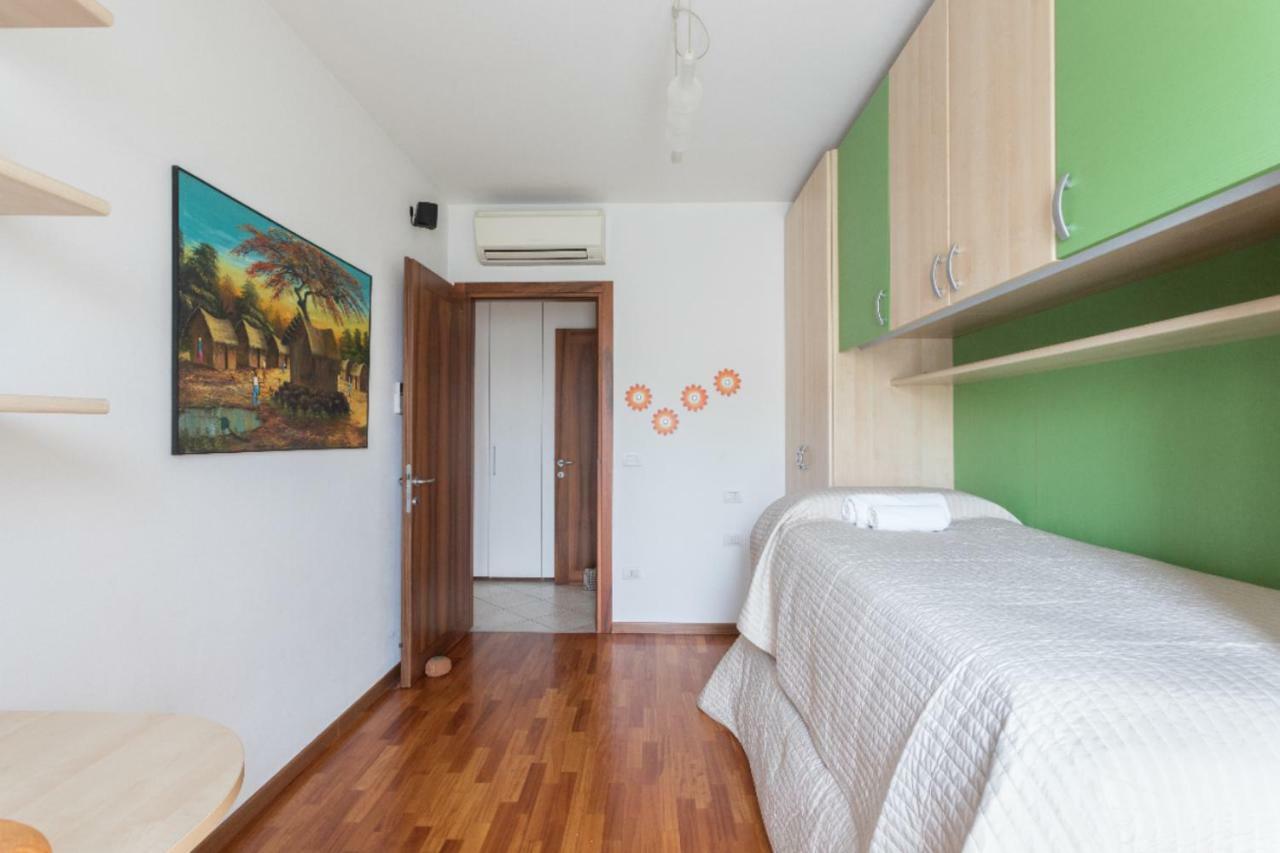 Sunrise Venice Apartment *